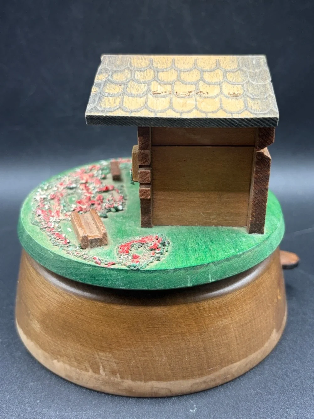 Vintage Reuge Swiss Chalet Cabin Music Box “Toy Symphony” Trinket Box Works